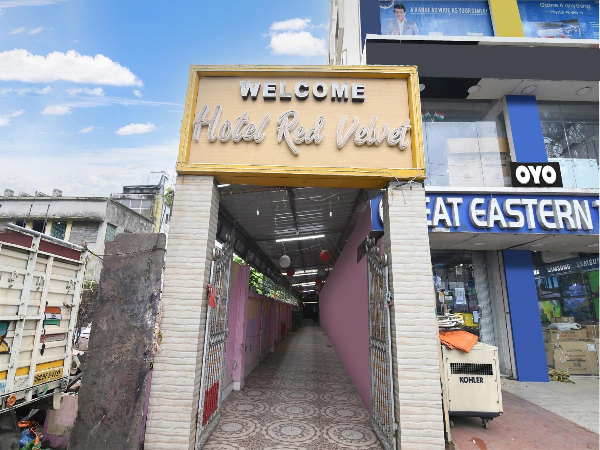 Oyo Flagship Hotel Red Velvet Hugli-Chinsurah Bagian luar foto
