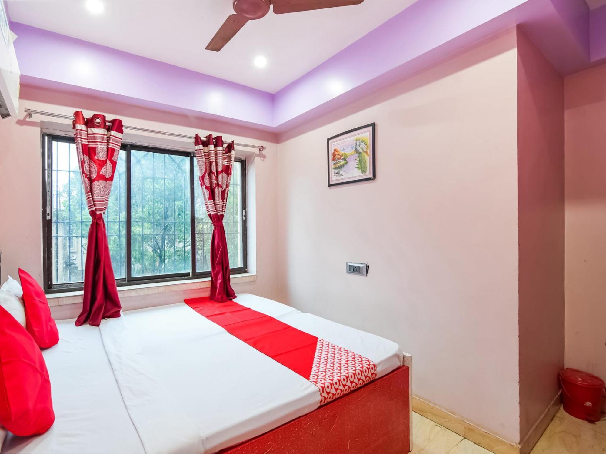 Oyo Flagship Hotel Red Velvet Hugli-Chinsurah Bagian luar foto