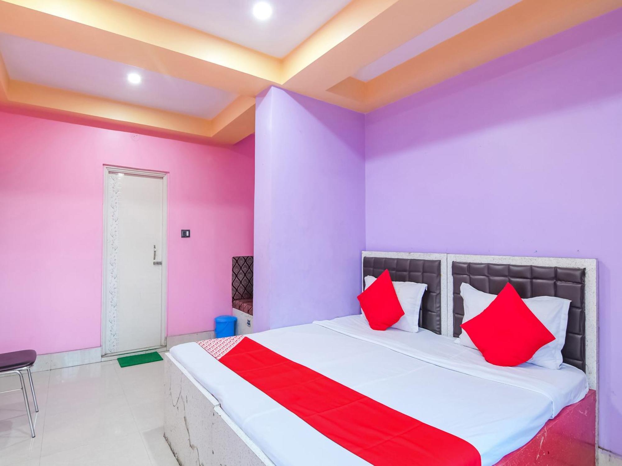 Oyo Flagship Hotel Red Velvet Hugli-Chinsurah Bagian luar foto